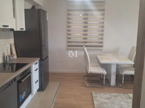 Rent, one bedroom apartment, 50m², Centar, Tivat - image 4