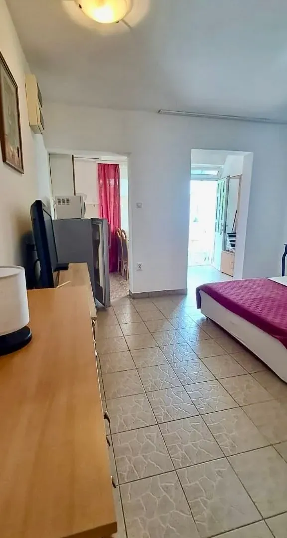 Sale, one bedroom apartment, 75m², Sveti Stefan, Budva