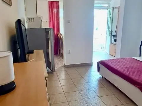 Sale, one bedroom apartment, 75m², Sveti Stefan, Budva - image 18