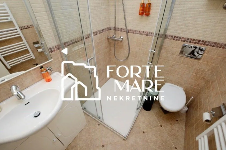 Prodaja, jednosoban stan, 81m², Herceg Novi, Crna Gora