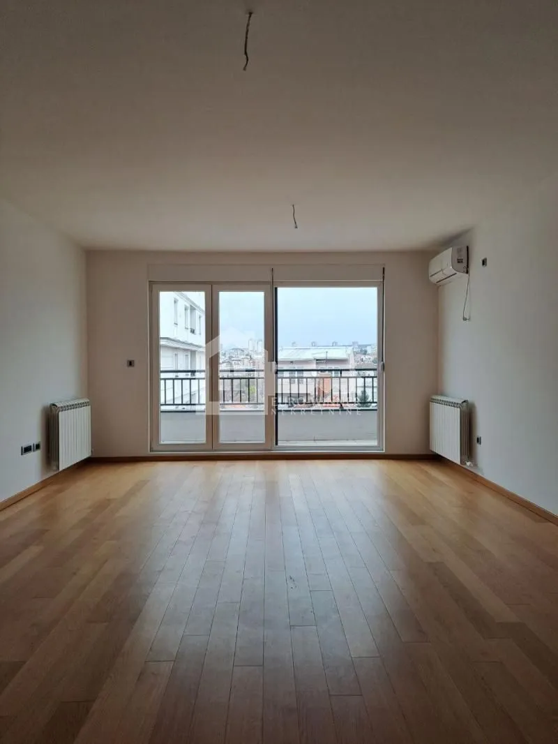 Prodaja, trosoban stan, 92m², Autokomanda, Voždovac Sve Podlokacije