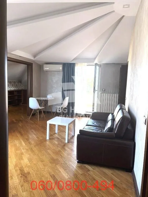 Izdavanje, dvosoban stan, 65m², Stari Grad, Beograd
