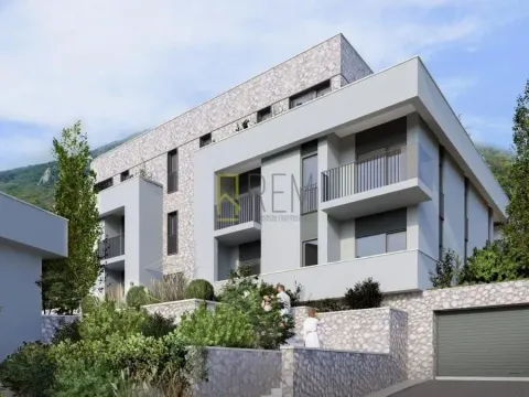 Prodaja, garsonjera, 28m², Kotor, Crna Gora - image 2