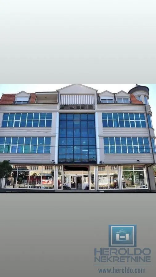 Sale, office space, 427m², Centar, Paraćin