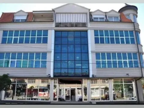 Sale, office space, 427m², Centar, Paraćin