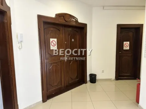 Izdavanje, poslovni prostor, 393m², Centar, Novi Sad - image 8