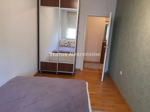 Izdavanje, trosoban stan, 60m², Centar, Novi Sad - image 9