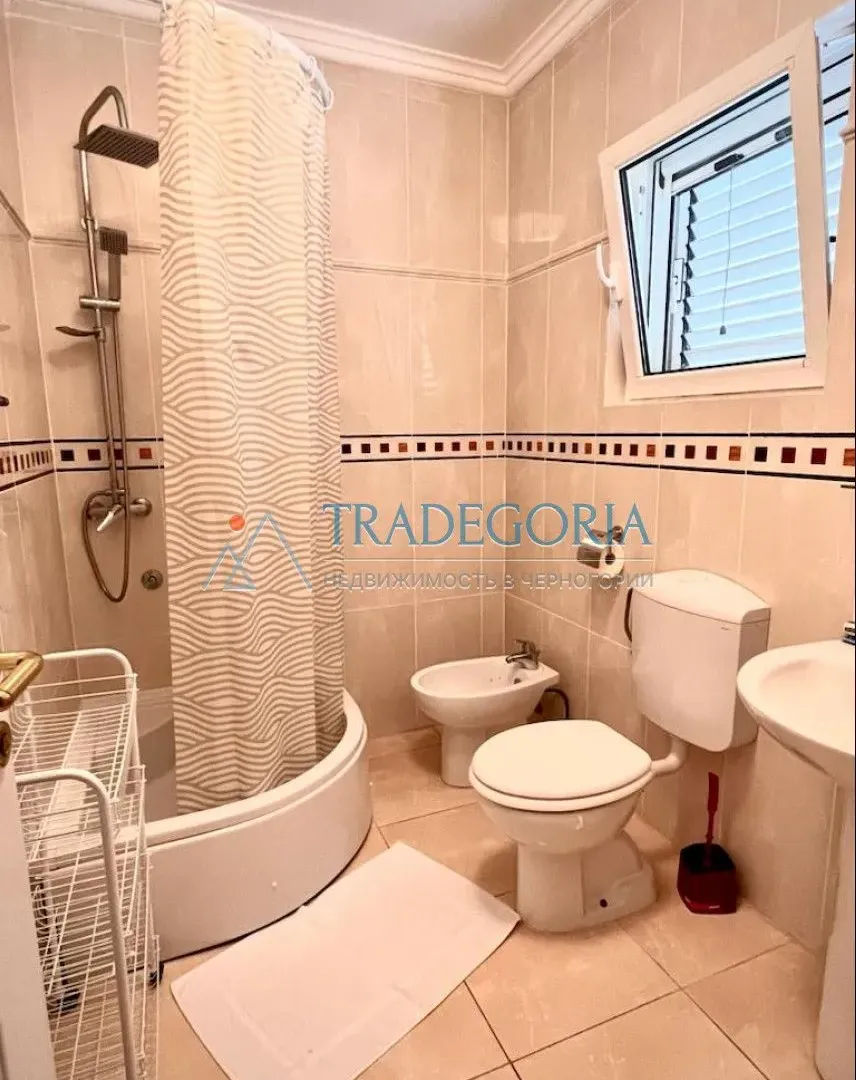 Prodaja, kuća, 260m², Petrovac, Budva