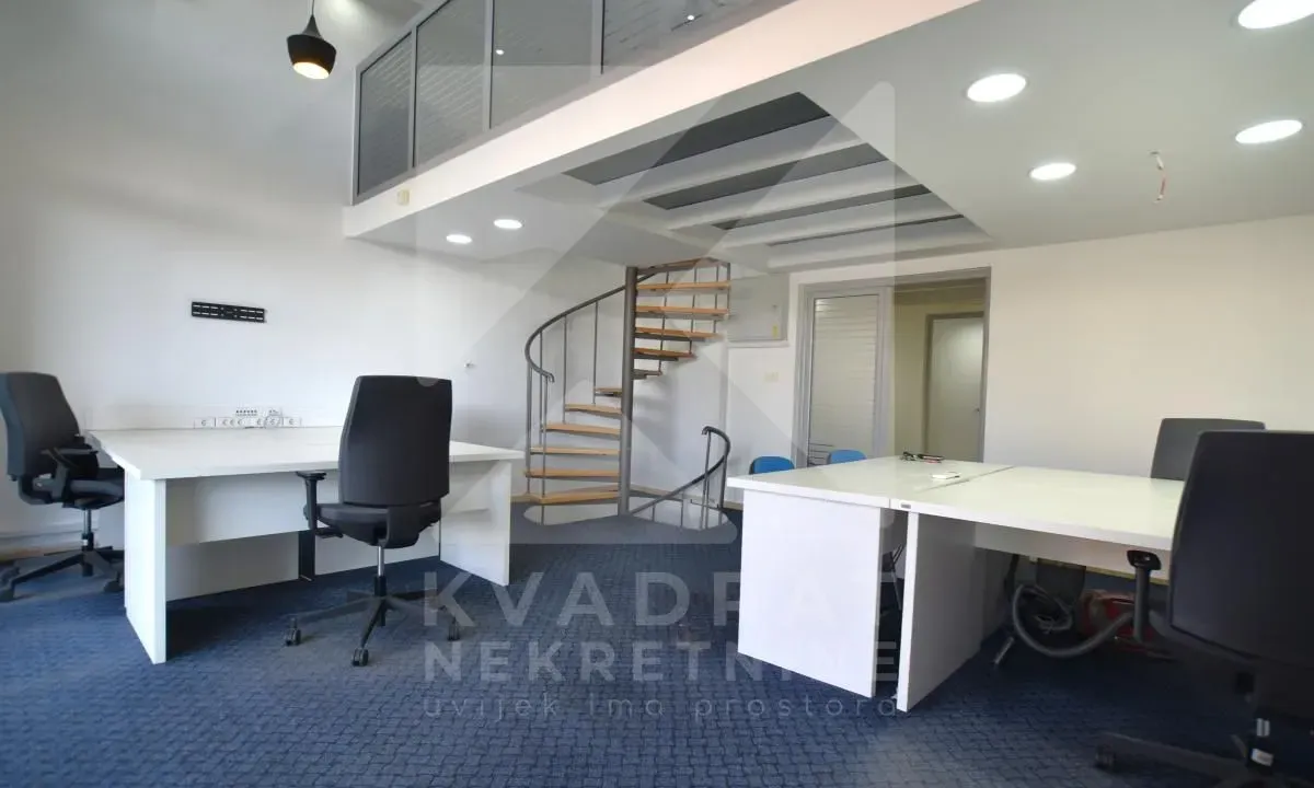 Izdavanje, poslovni prostor, 140m², Preko Morače, Podgorica