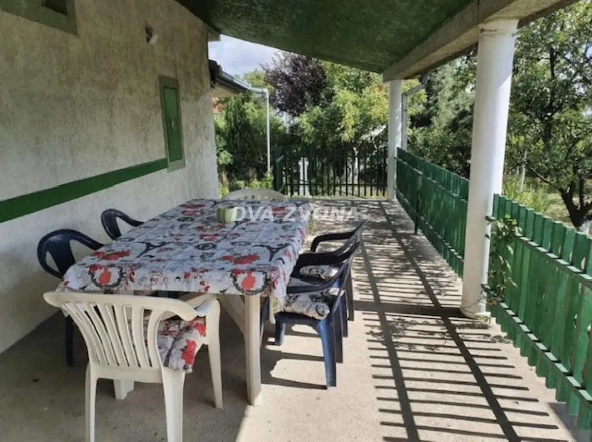Prodaja, kuća, 131m², Novi Slankamen, Inđija