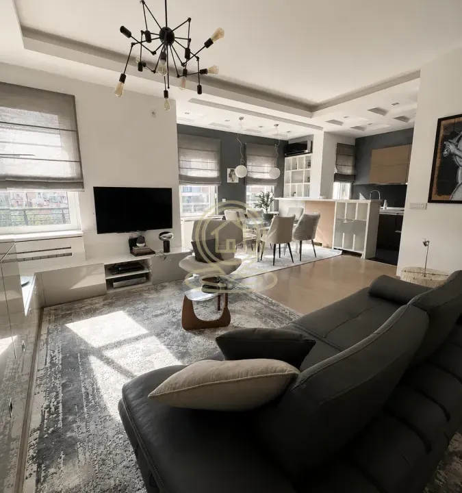 Rent, two bedroom apartment, 61m², Kalenić Pijaca, Vračar Sve Podlokacije
