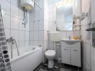 Izdavanje, dvosoban stan, 74m², Stara Varoš, Podgorica - image 13