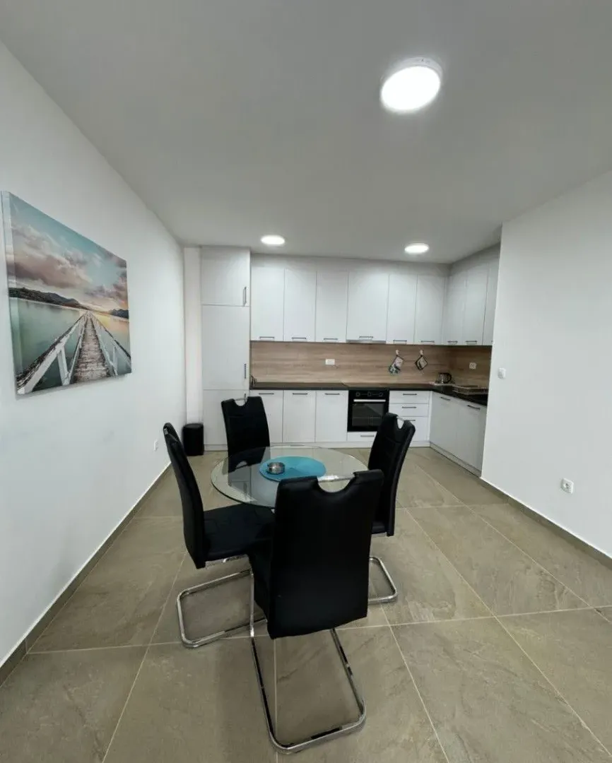 Sale, one bedroom apartment, 52m², Bečići, Budva