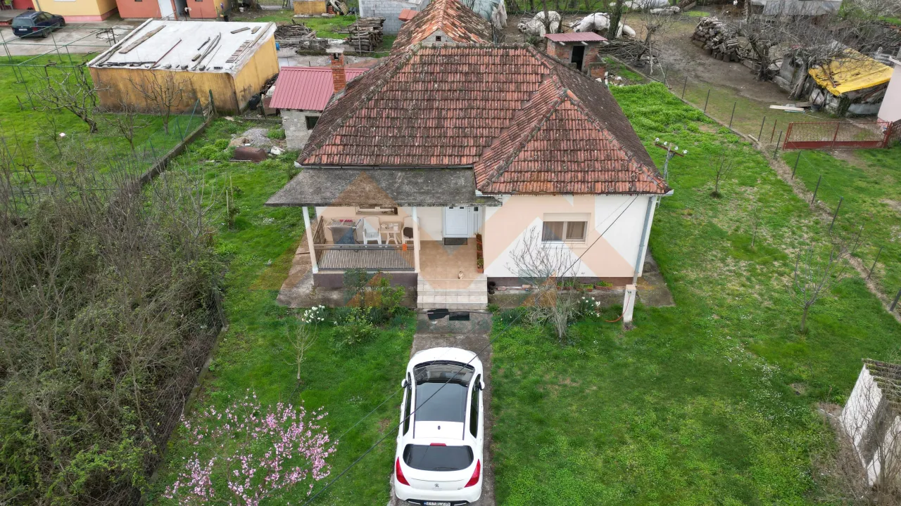 Sale, house, 77m², Golubovci, Podgorica