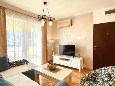 Izdavanje, jednosoban stan, 52m², Adok, Budva - image 5