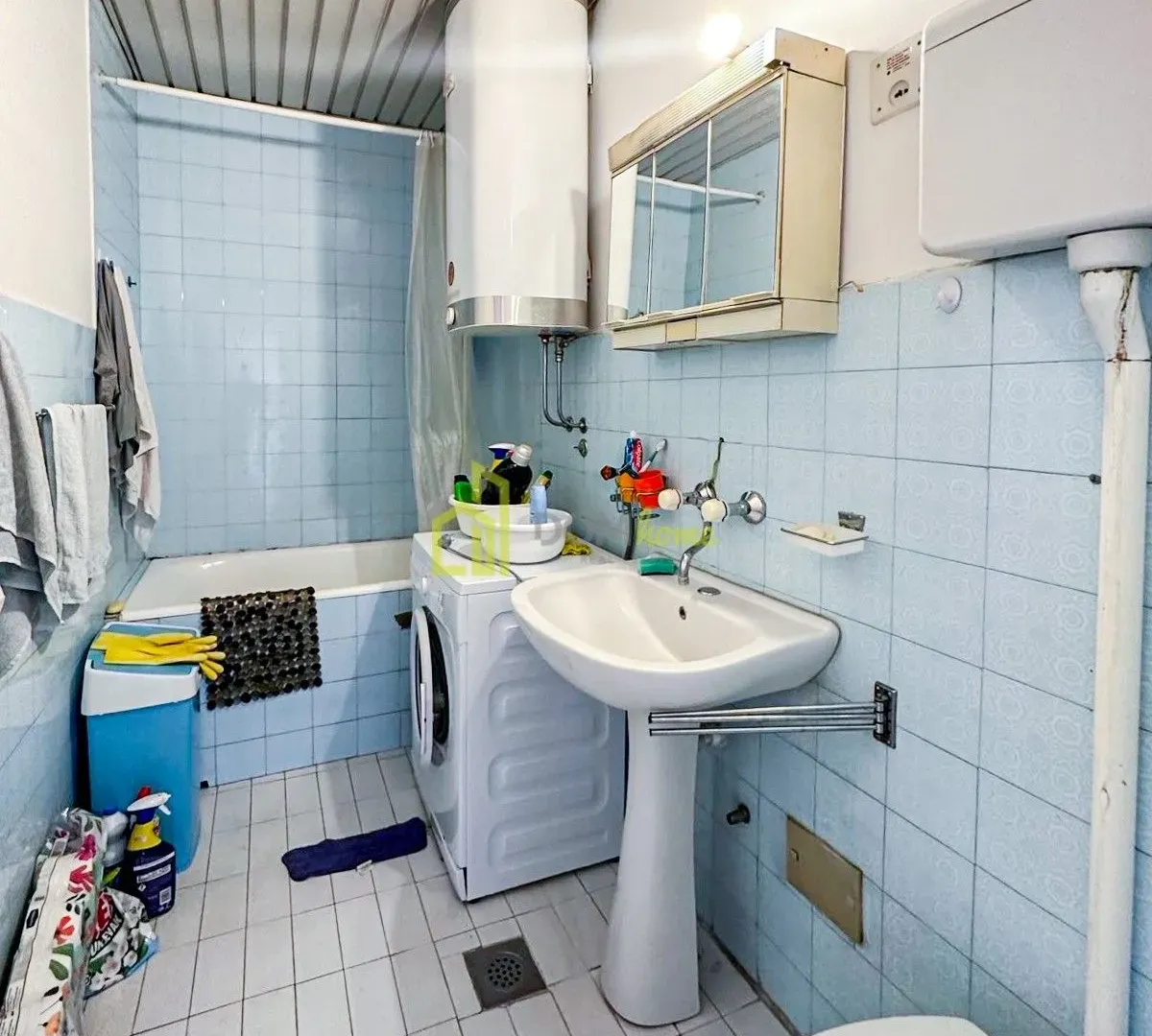 Prodaja, trosoban stan, 96m², Centar, Podgorica