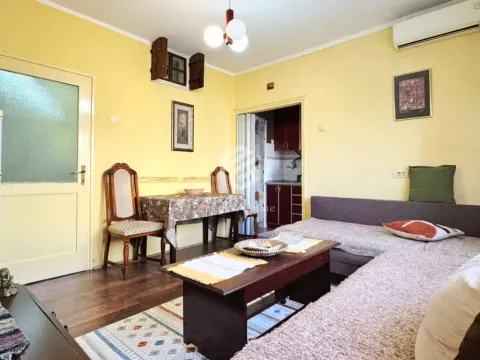 Izdavanje, jednosoban stan, 50m², Centar, Podgorica - image 4