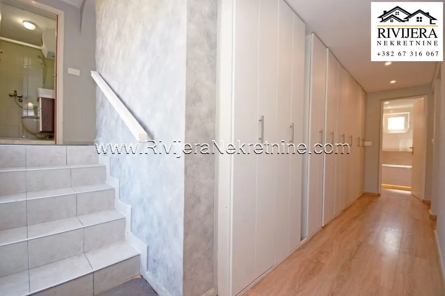 Prodaja, kuća, 213m², Žvinje, Herceg Novi