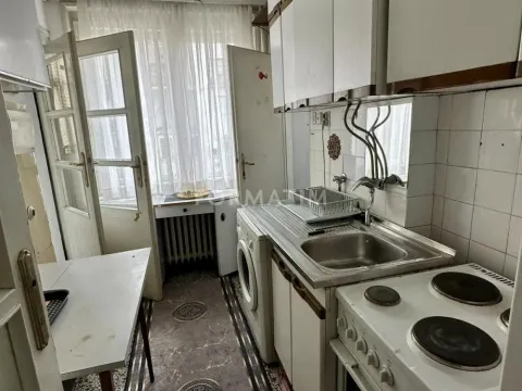 Izdavanje, dvosoban stan, 64m², Vračar Sve Podlokacije, Beograd - image 8