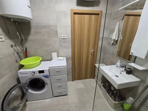 Rent, one bedroom apartment, 54m², Ljubović, Podgorica - image 7
