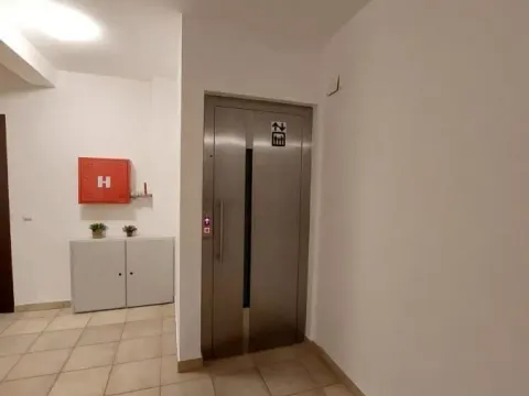 Prodaja, jednosoban stan, 57m², Bečići, Budva - image 10