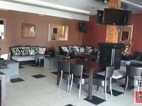 Rent, house, 1000m², Kać, Novi Sad Sve Podlokacije - image 10