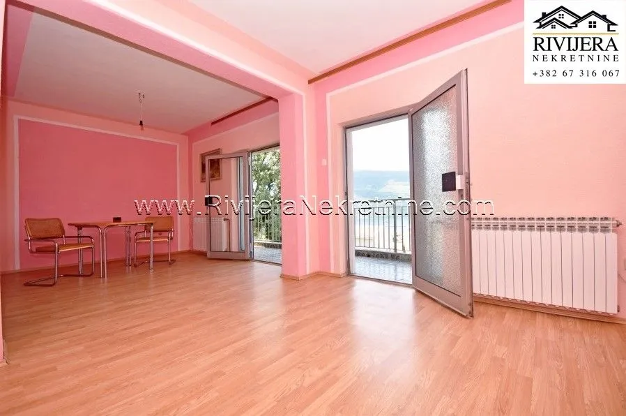 Prodaja, dvosoban stan, 79m², Đenovići, Herceg Novi