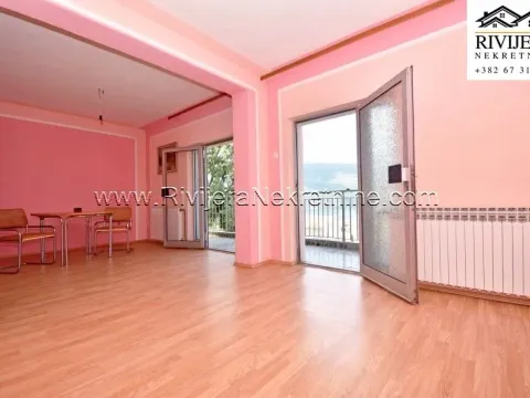 Prodaja, dvosoban stan, 79m², Đenovići, Herceg Novi - image 1