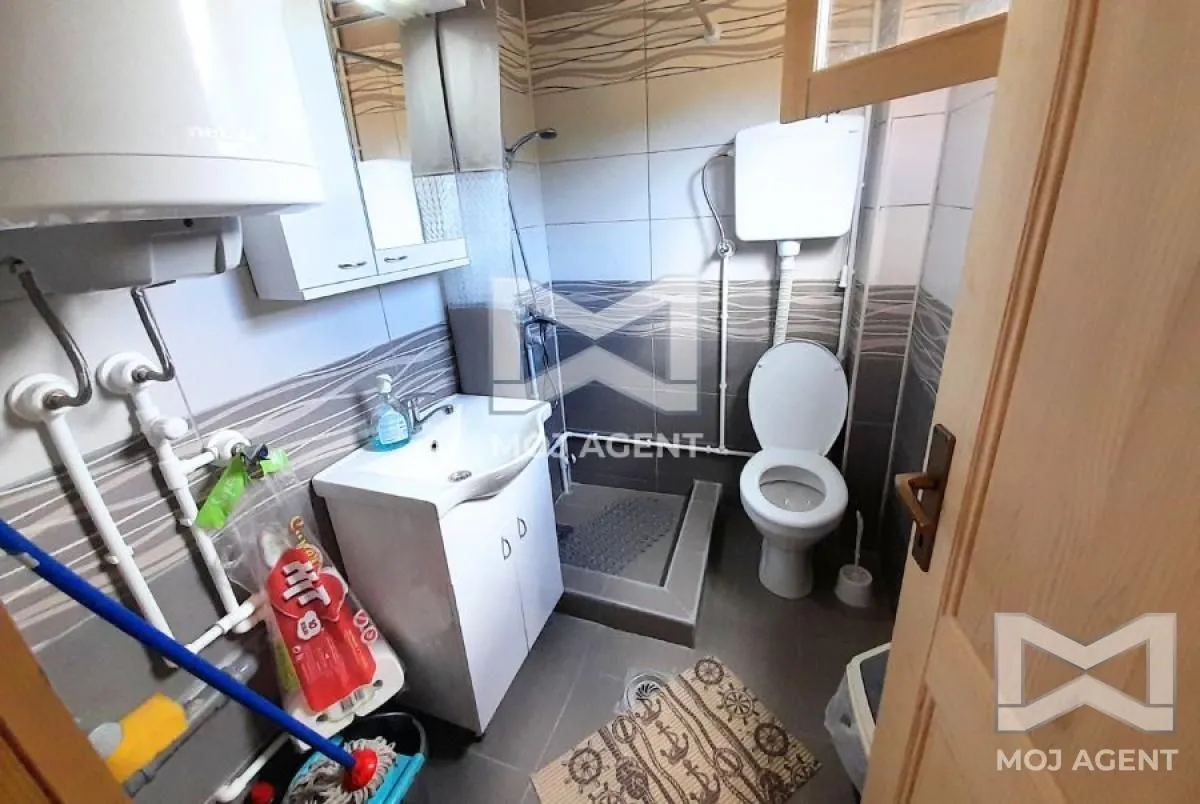 Prodaja, kuća, 52m², Pirot, Srbija