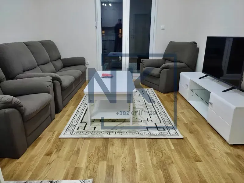 Izdavanje, jednosoban stan, 40m², Tuški Put, Podgorica