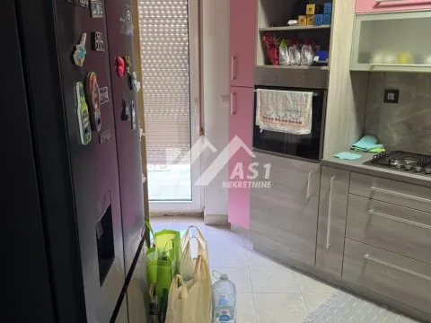 Prodaja, trosoban stan, 78m², Novo naselje, Novi Sad - image 13