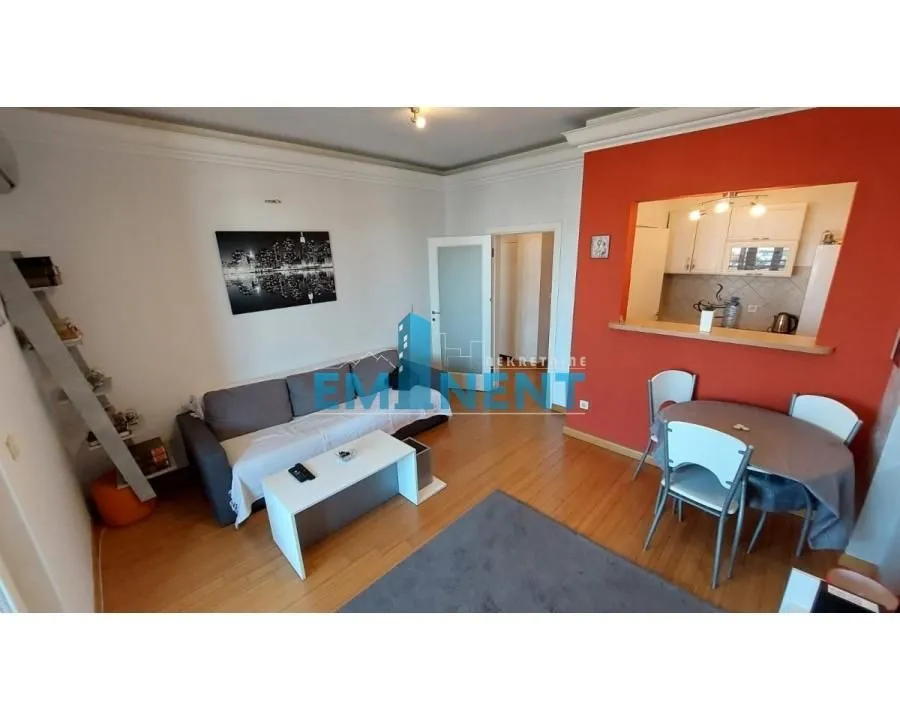 Izdavanje, dvosoban stan, 60m², Zvezdara Sve Podlokacije, Beograd