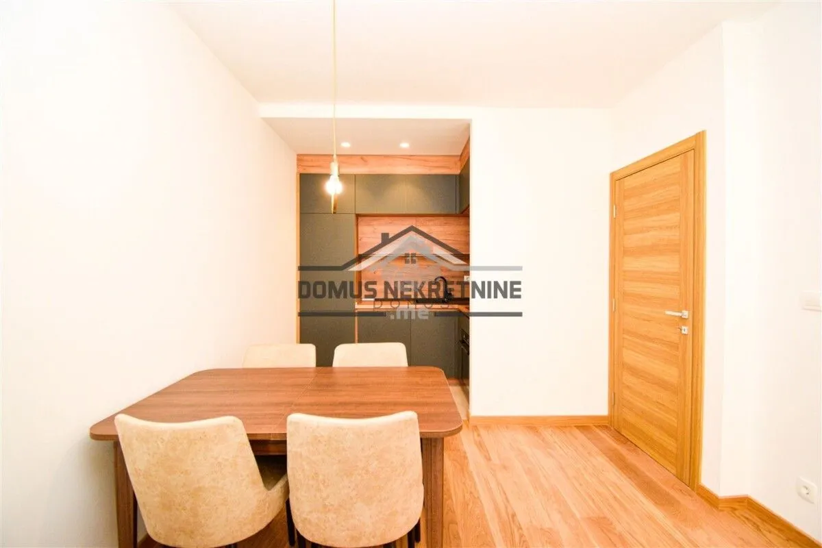 Izdavanje, jednosoban stan, 45m², New City, Podgorica