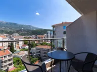 Izdavanje, dvosoban stan, 70m², Centar, Budva - image 11