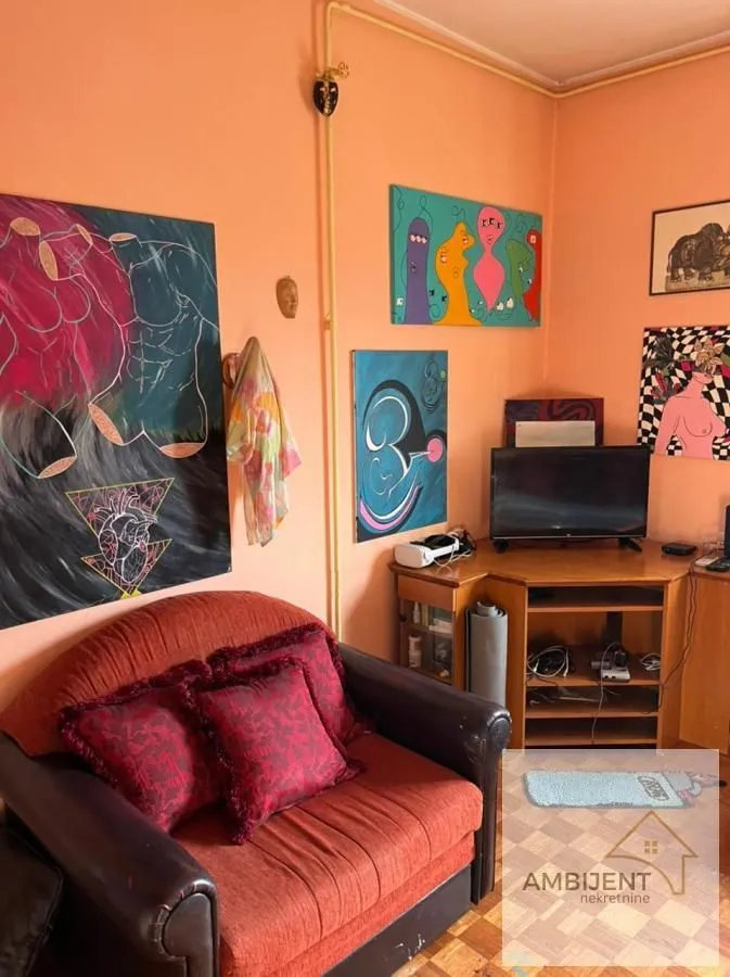 Prodaja, trosoban stan, 57m², Stari Grad, Beograd