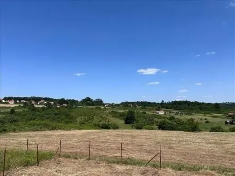 Zemljište in Veliki Borak