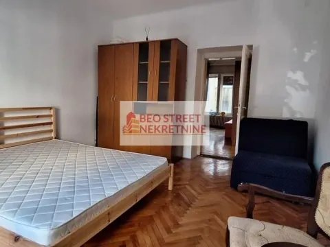 Izdavanje, dvosoban stan, 48m², Vračar Sve Podlokacije, Beograd - image 2