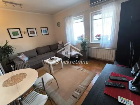 Izdavanje, dvosoban stan, 45m², Uciteljsko Naselje, Zvezdara Sve Podlokacije - image 3