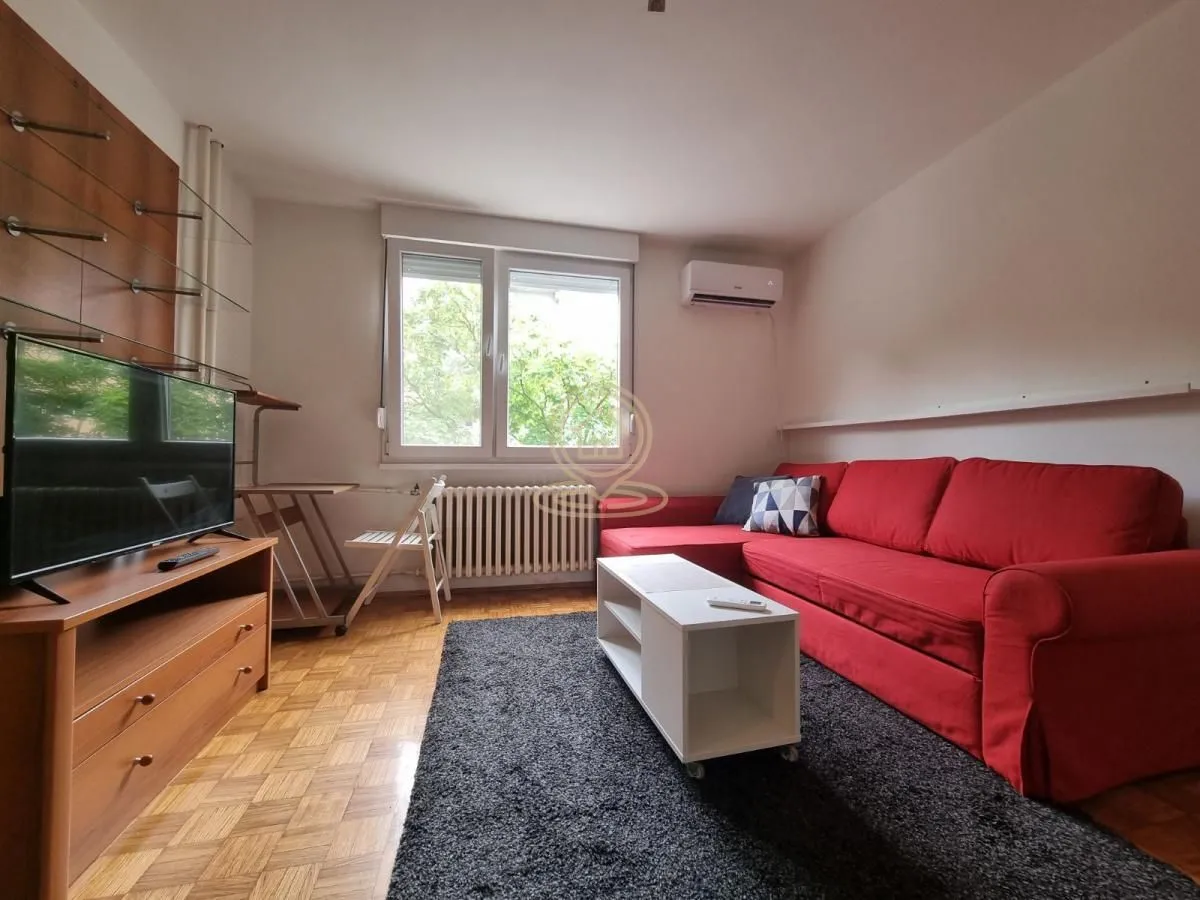 Izdavanje, jednosoban stan, 31m², Grbavica, Novi Sad Sve Podlokacije