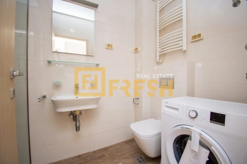 Izdavanje, jednosoban stan, 45m², City Kvart, Podgorica