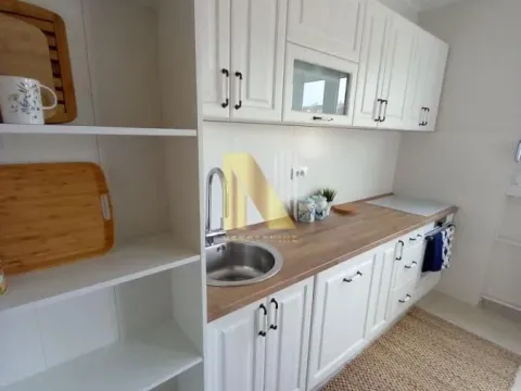 Izdavanje, trosoban stan, 81m², Liman 1, Novi Sad Sve Podlokacije - image 4