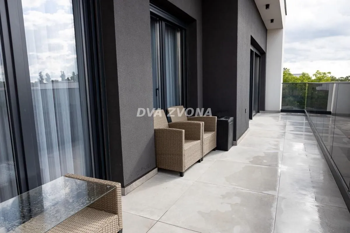 Prodaja, stan, 309m², Bulevar Evrope, Novi Sad Sve Podlokacije