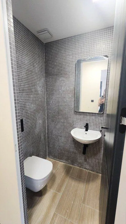 Izdavanje, trosoban stan, 111m², Vezirov Most, Podgorica