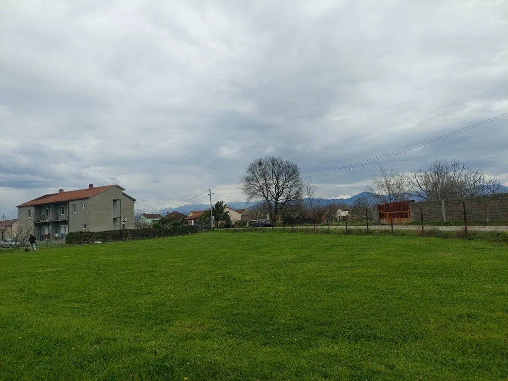 Prodaja, plac, 675m², Kokoti, Podgorica