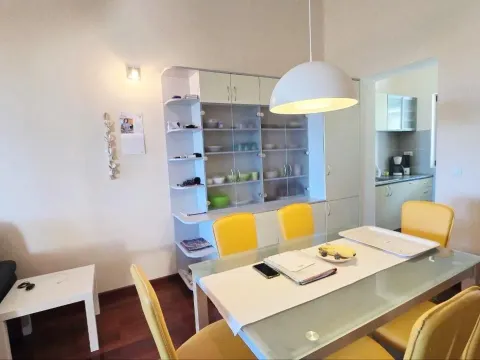 Sale, two bedroom apartment, 120m², Petrovac, Budva - image 2