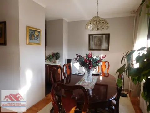 Prodaja, stan, 151m², Vašarište, Kragujevac - image 3