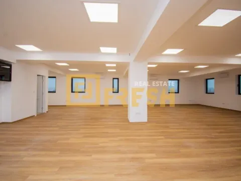 Izdavanje, poslovni prostor, 450m², Zabjelo, Podgorica - image 9