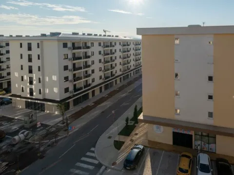 Izdavanje, dvosoban stan, 75m², City Kvart, Podgorica - image 13