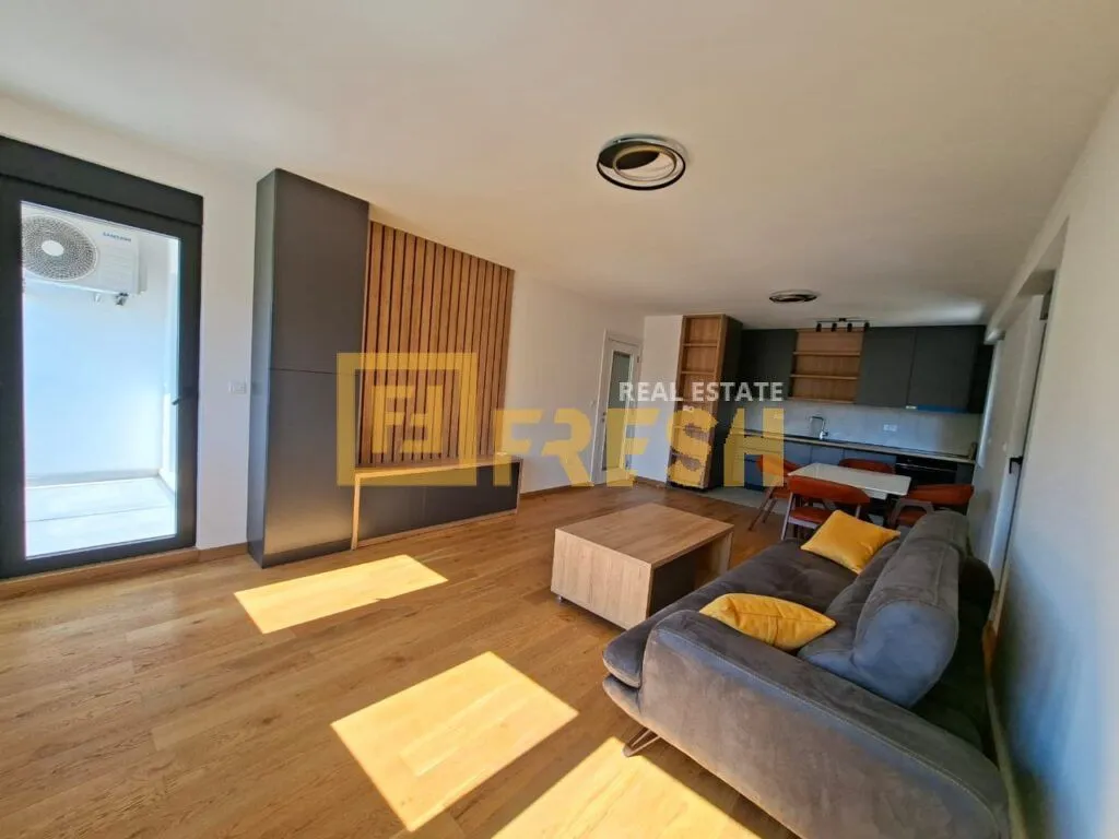 Prodaja, jednosoban stan, 56m², Tološi, Podgorica
