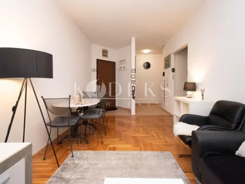 Izdavanje, jednosoban stan, 47m², Stari Aerodrom, Podgorica - image 2